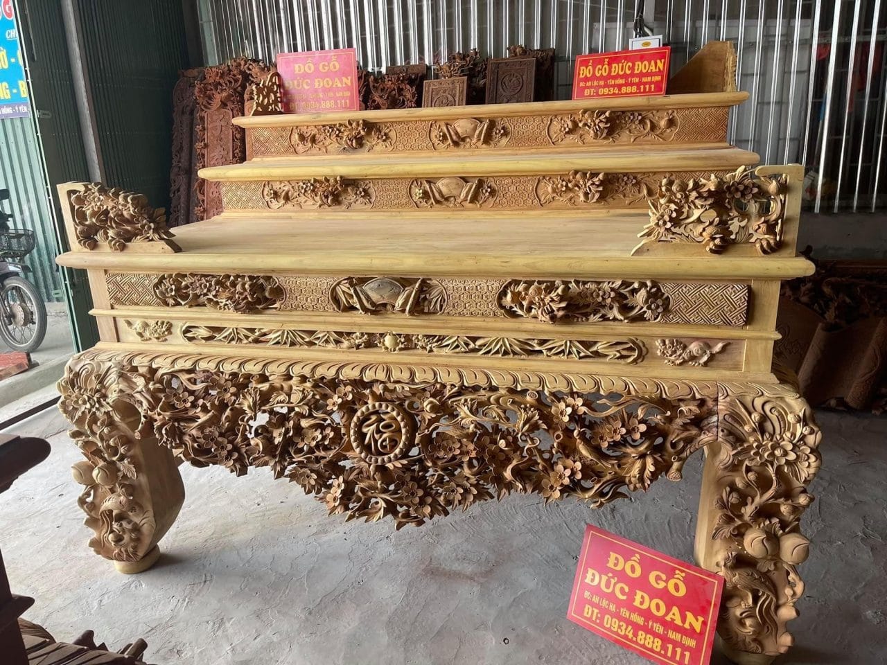 Các mẫu sập thờ tam cấp