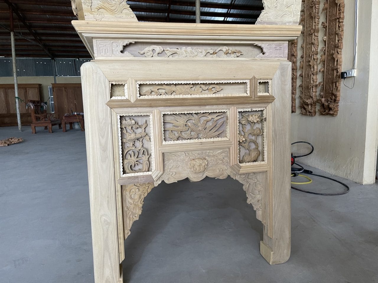 Giới thiệu tới quý khách các mẫu ban thờ ô xa 03 - Ảnh 4