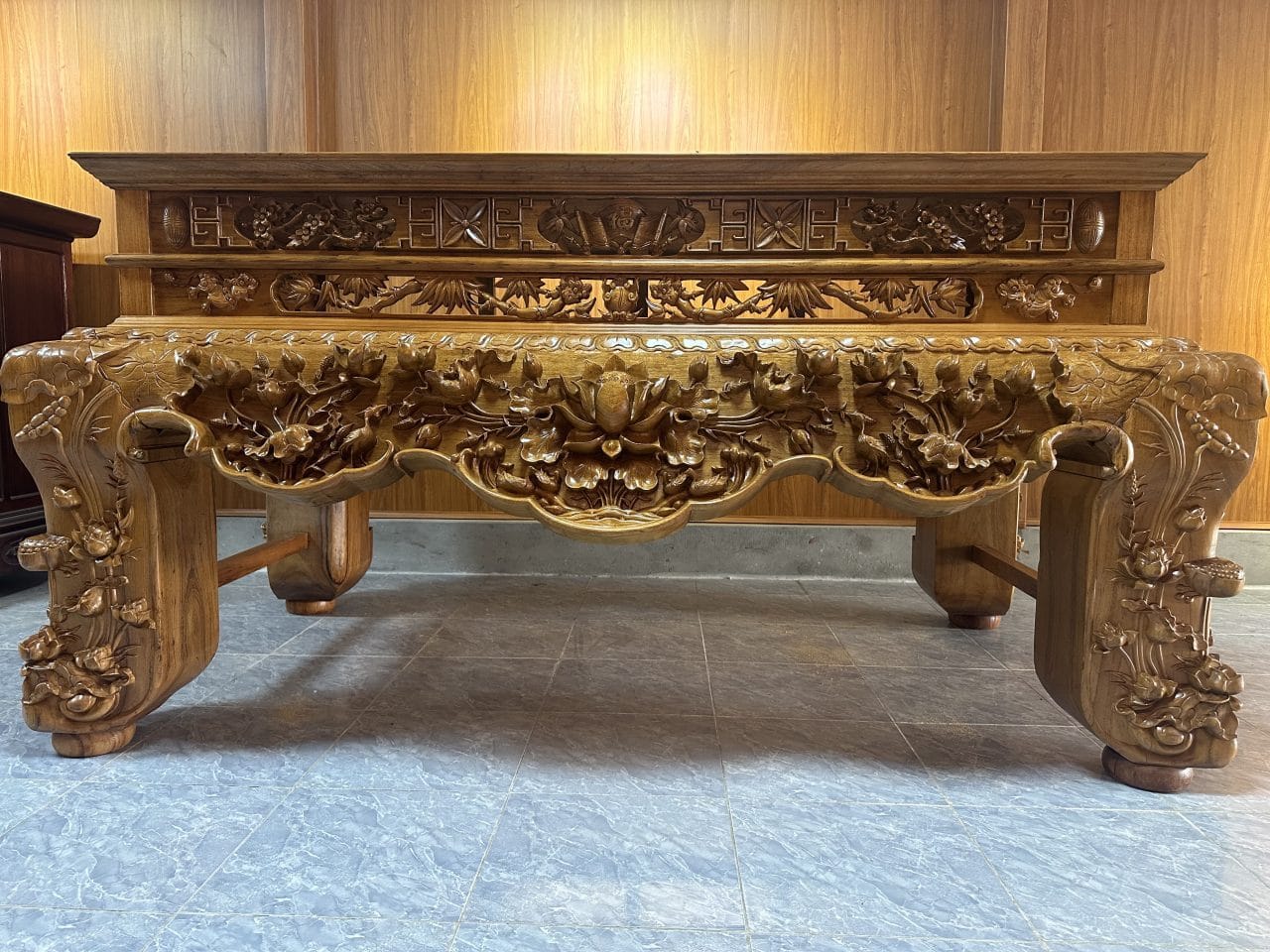 Sập thờ sen, sập thờ đục chân vuông 30cm, chân vuông 35cm