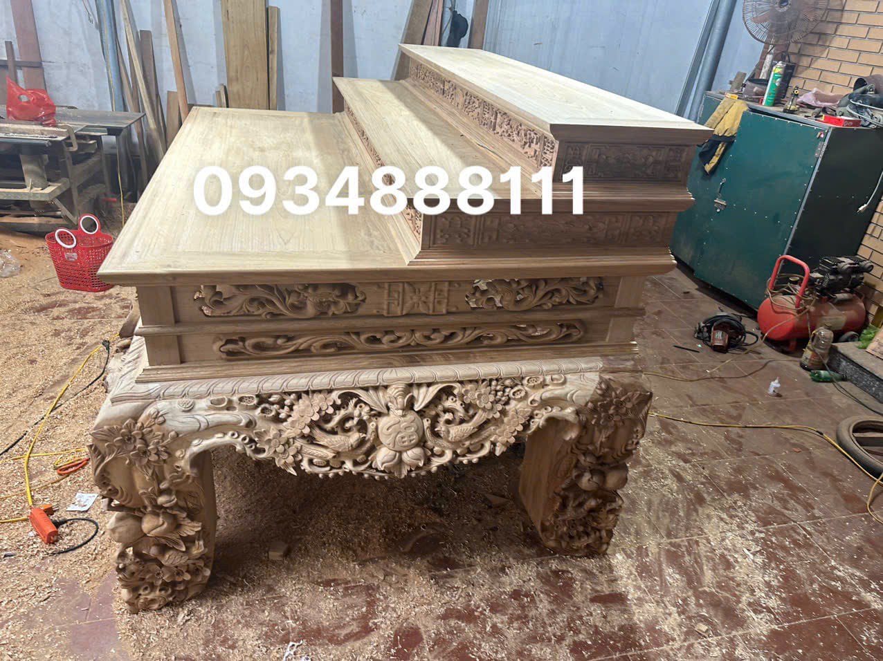 Các mẫu sập thờ tam cấp VIP - Ảnh 2