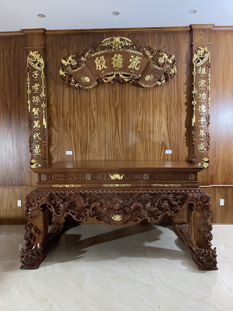 Sập thờ mai điểu chân vuông 30cm, chân vuông 35cm